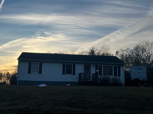 1623 Stones Rd, Walkerton, VA 23177