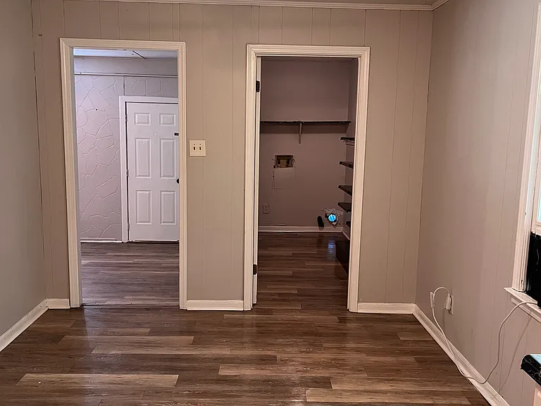 177 Williams St — Photo 4