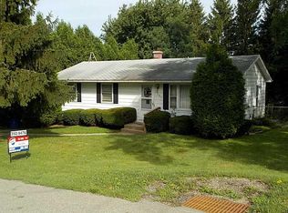 3240 W 41st St, Erie, PA 16506