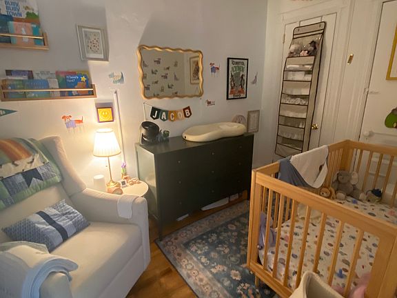 5th image of 548 9th St APT 3