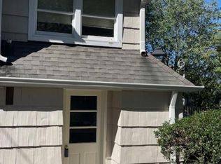 347 Main St, Chester, NJ 07930