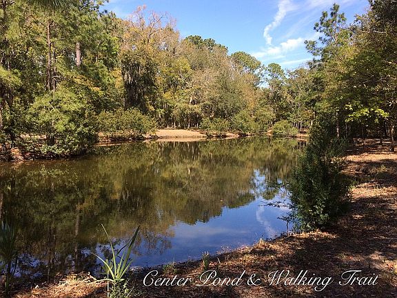 Center Pond & Walking Trail