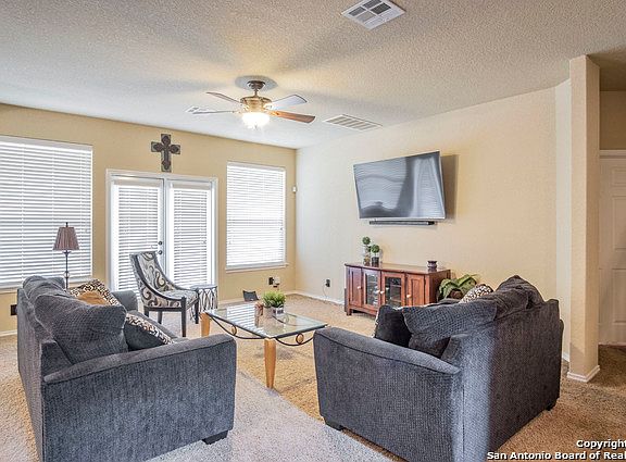 4th image of 5722 Onyx Way