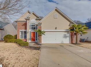 674 Timber Walk Dr, Simpsonville, SC 29681