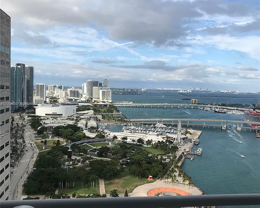 1st image of 325 Biscayne Blvd #Lph18