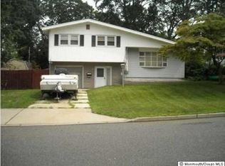 26 Tucker Dr, Neptune City, NJ 07753