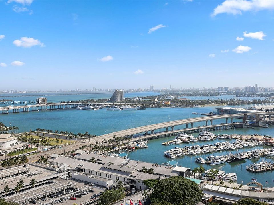 1st image of 244 Biscayne Blvd APT 2808