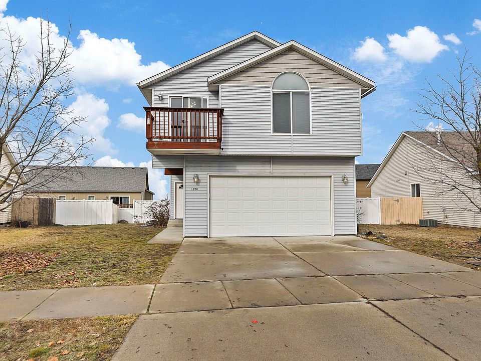 1st image of 1028 S West Dr