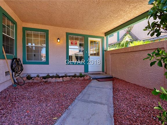 2nd image of 3937 Weybridge Dr