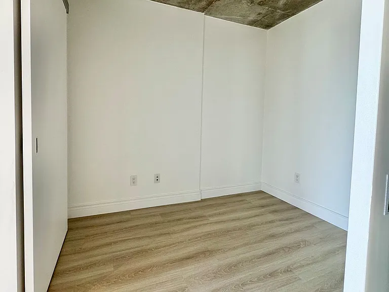 8 Hillsdale Ave E #731 — Photo 15