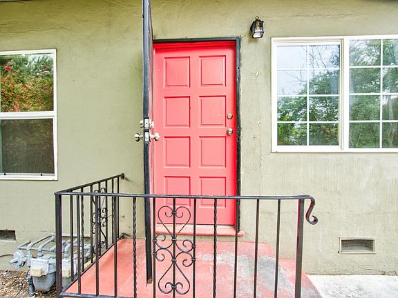 4th image of 3519 68th Ave #0