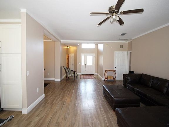 3rd image of 2513 Aster Cove Ln