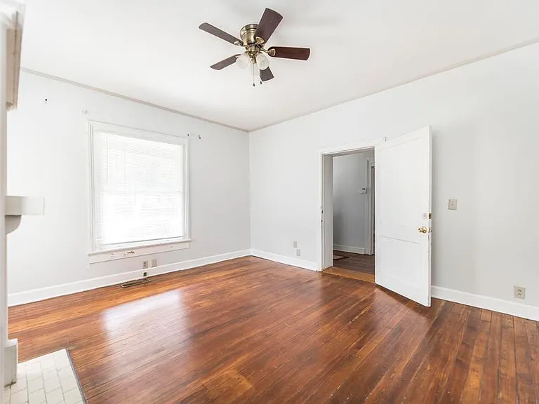 1371 Ross St — Photo 10