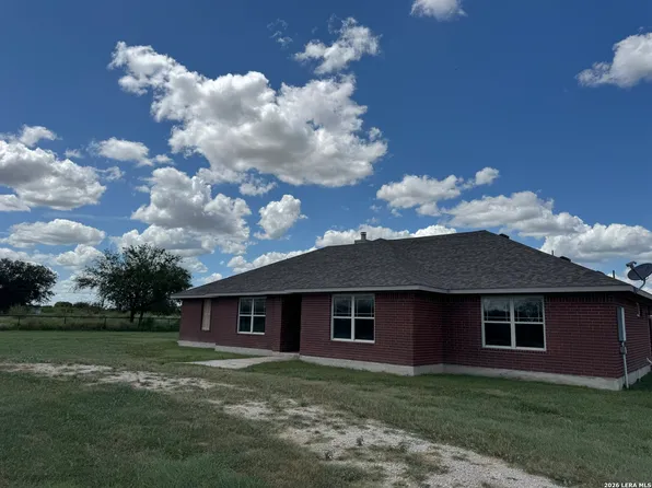 2259 County Road 325, Sabinal, TX 78881