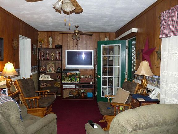 3rd image of 94 Raymond Ave