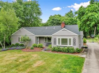 2376 Jenkinson Dr, Pittsburgh, PA 15237