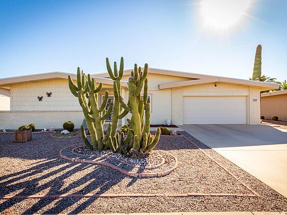 3rd image of 10849 W Kaibab Dr