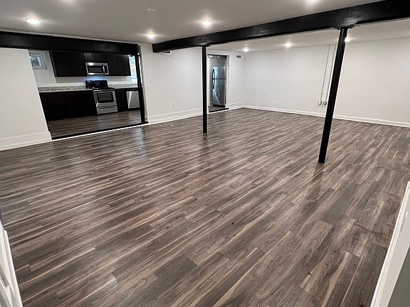 4th image of 1334 Neil Ave #257