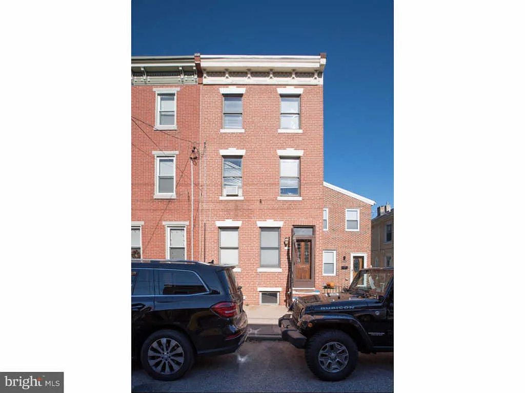 2505 E Norris St photo 1
