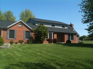 1542 N Bend Rd, Hebron, KY 41048