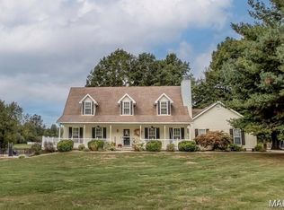 15 Trail Lin Rdg, Alton, IL 62002