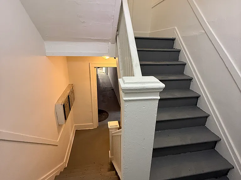 98 S Edith St #104 — Photo 7