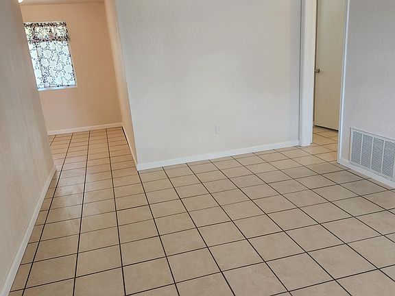3rd image of 1445 N Norman Ave