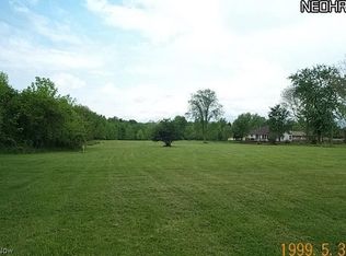 Avery Rd, Broadview Heights, OH 44147