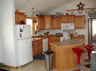 187 Wardin Ln, Hemlock, MI 48626