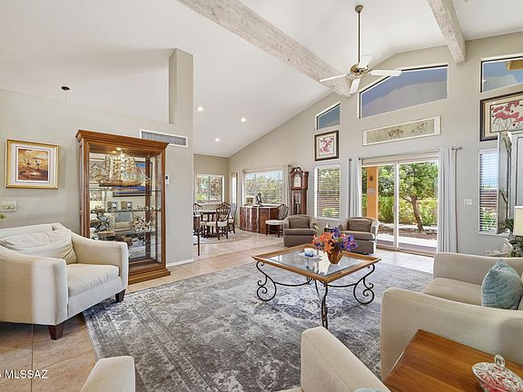 4th image of 251 W Calle Frambuesa