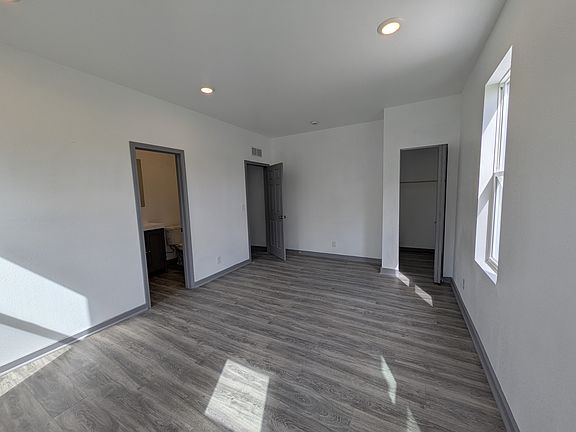 4th image of 3311 California St #1