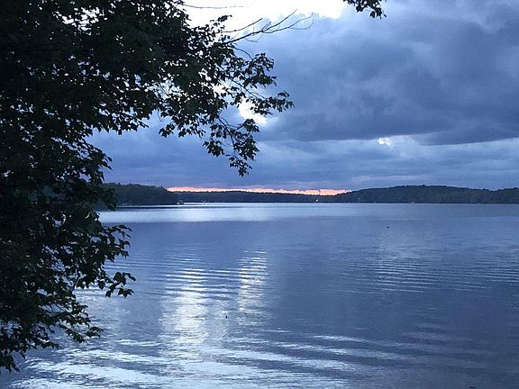 Great fishing lake for family to enjoy!