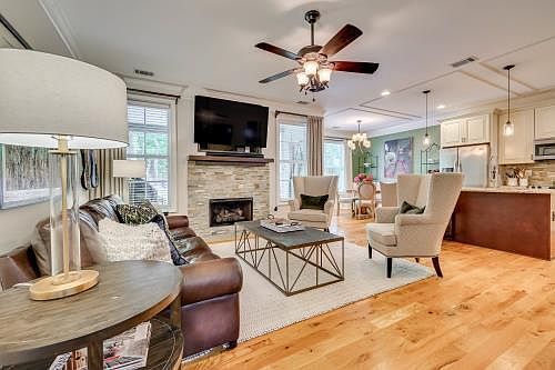 3rd image of 117 Sweet Gum Ln