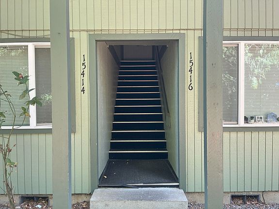 3rd image of 15412-15418 SE Stark St #15416
