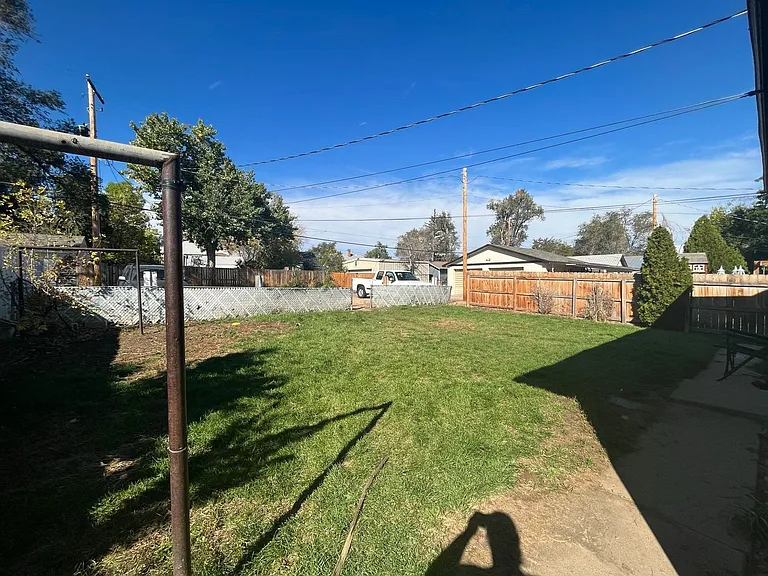 1017 18th Ave — Photo 10