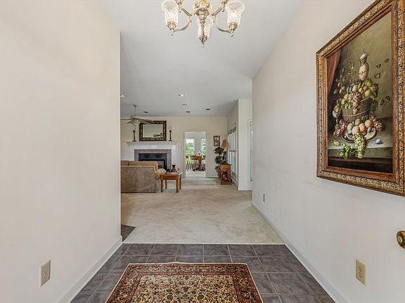 5th image of 2225 Candy Ln