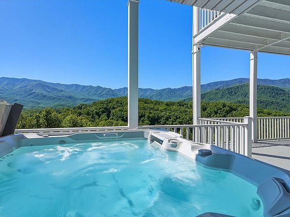 3rd image of 270 Sonshine Ridge Rd