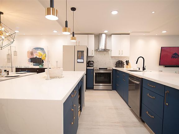 5th image of 3350 NE 192nd St #1E-B