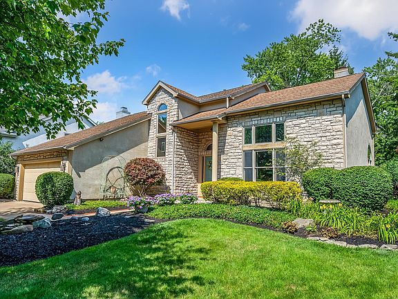 2nd image of 856 Thorncrest Ct