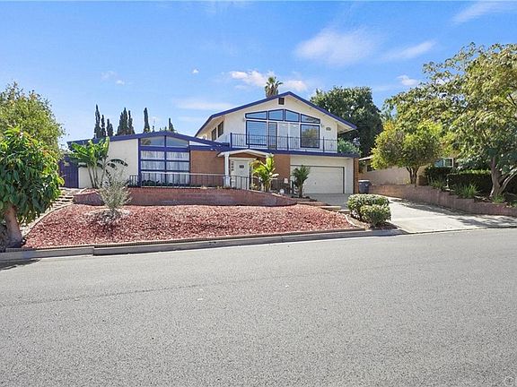 3rd image of 24741 Daisy Ave #4