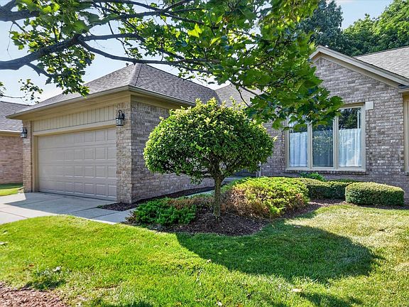 3rd image of 17098 Martingale Ln #47