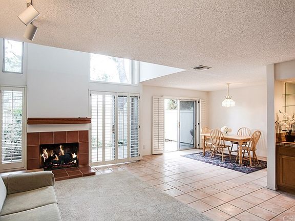 5th image of 18120 Andrea Cir S Unit 4