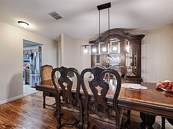 3rd image of 1622 Pheasant Creek Dr #1622