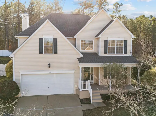 125 Talley Ridge Dr, Holly Springs, NC 27540