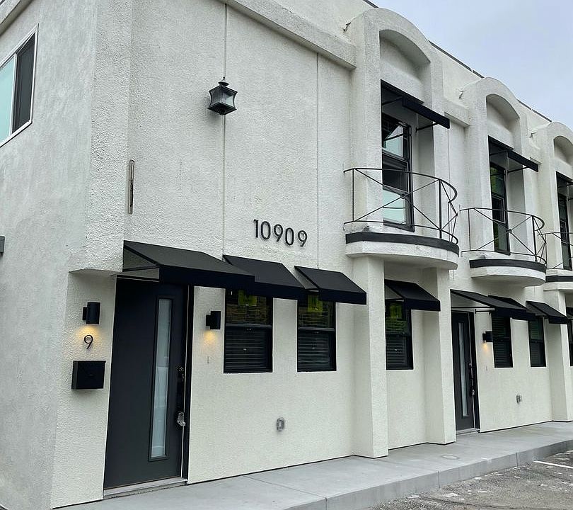 1st image of 10909 Morrison St APT 4