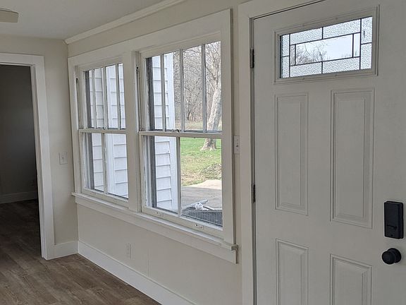 4th image of 1923 N Sprigg St