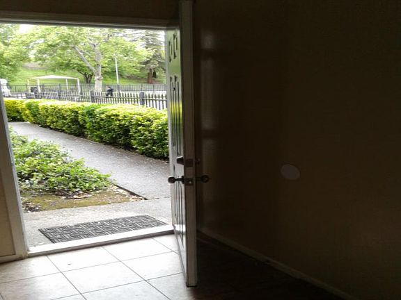2nd image of 2635 Alhambra Blvd APT C