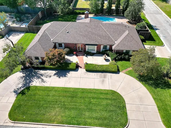 649 N Doreen St, Wichita, KS 67206
