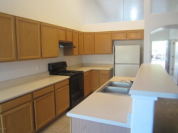 4th image of 2960 W Calle Lucinda