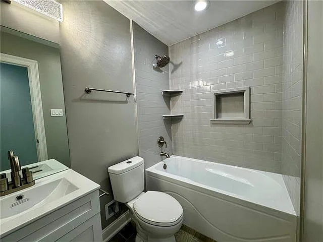 113 Jeanne Dr — Photo 5